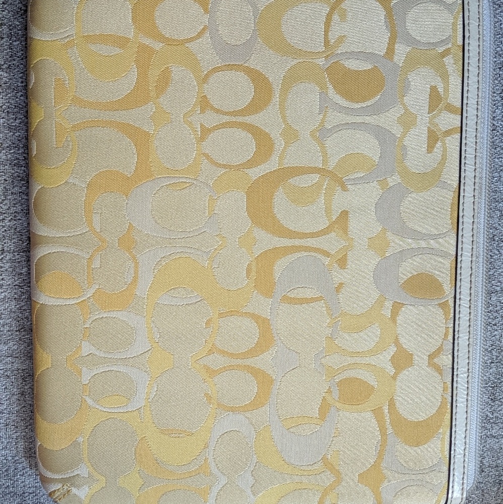Ipad Case - image 2